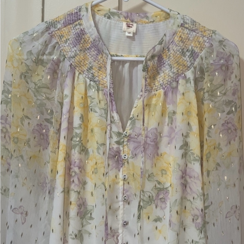Elegant Floral Smocked Blouse